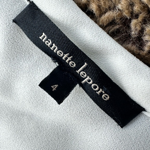 🎉5 for $45 🎉 Nanette Lepore Top Blouse Shirt Size 4 White - Picture 7 of 8